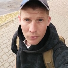 Анатолий, 31, Новоуральск