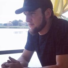 Максим, 26, Липки