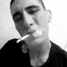 Лев, 23, Армянск
