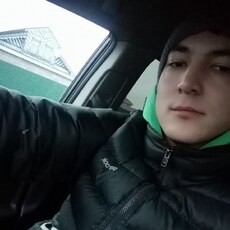 Вася, 28, Суворов