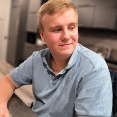 Макс, 20, Саратов