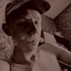 Платоша, 20, Бикин