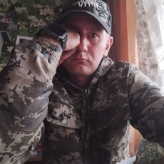 Илья, 37, Пласт