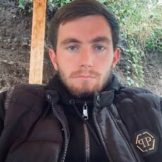 Анатолий, 25, Горловка