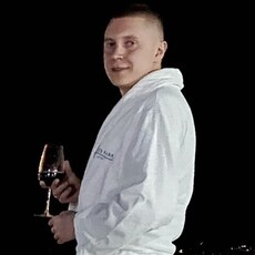 Максим, 29, Химки