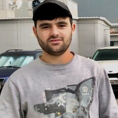 Владлен, 26, Родники