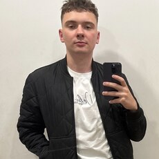 Миша, 23, Оханск