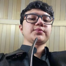 Тарас, 21, Котлас
