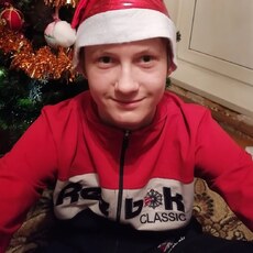 Радомир, 20, Рыбное