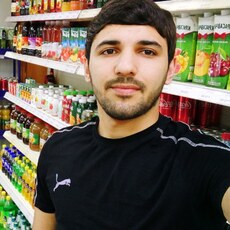 Виктор, 25, Гусь-Хрустальный