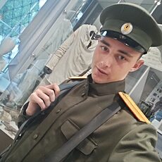 Лука, 19, Лянтор