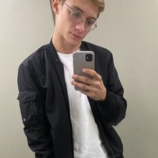 Кузьма, 24, Ейск