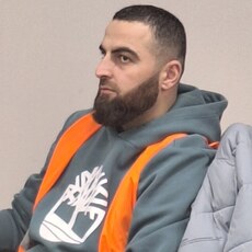 Илья, 23, Любим