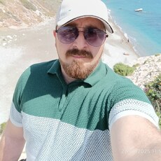Артём, 32, Спасск