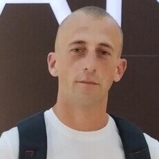 Серёга, 32, Санкт-Петербург