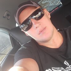 Павел, 35, Волжский