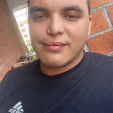 Руслан, 26, Бабаево