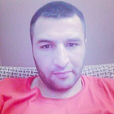 Георгий, 26, Среднеколымск