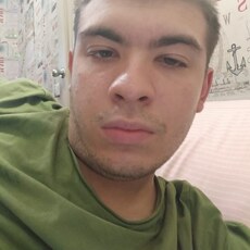 Гена, 23, Владимир
