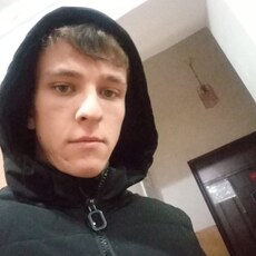 Николай, 23, Камешково