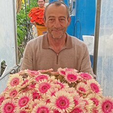 Гавриил, 60, Рубежное