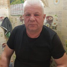 Пётр, 58, Холм
