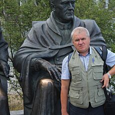 Адам, 60, Севастополь