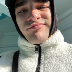 Захарка, 21, Ивангород