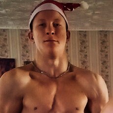 Денис, 20, Мураши