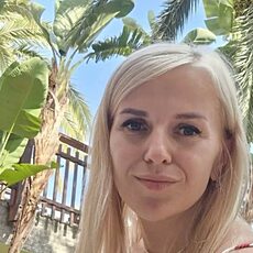 Лариса, 22, Катав-Ивановск
