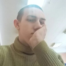Савелий, 24, Петровское