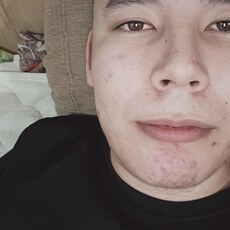 Тарас, 25, Белоозёрский