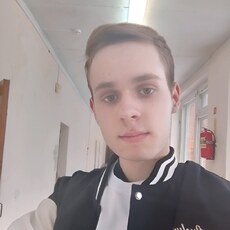 Стёпа, 21, Саянск