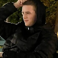 Лёша, 20, Сертолово
