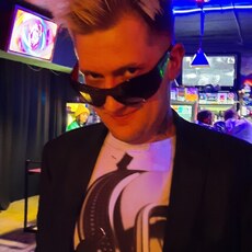 Данила, 37, Каменка