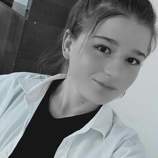 Надя, 19, Сертолово