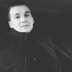 Толя, 31, Иловайск