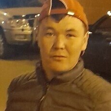 Юра, 27, Нязепетровск