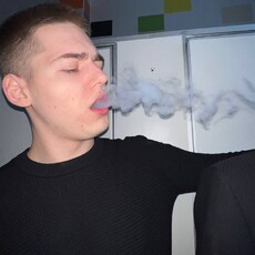 Юра, 26, Осташков