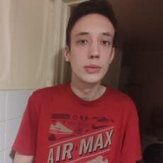 Игорь, 25, Мезень