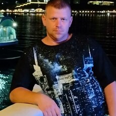 Валентин, 33, Петухово