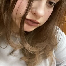 Лидия, 20, Среднеколымск