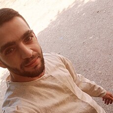 Харитон, 25, Тырныауз
