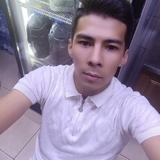 Лаврик, 26, Братск