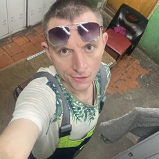 Лёня, 29, Запорожье