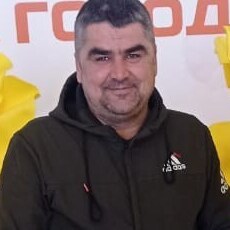 Веня, 47, Отрадный