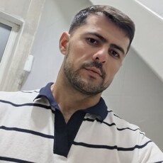 Игорь, 25, Николаевск