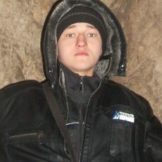 Владлен, 32, Оханск