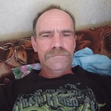 Анатолий, 48, Губаха