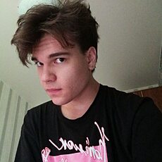 Аркадий, 19, Купино